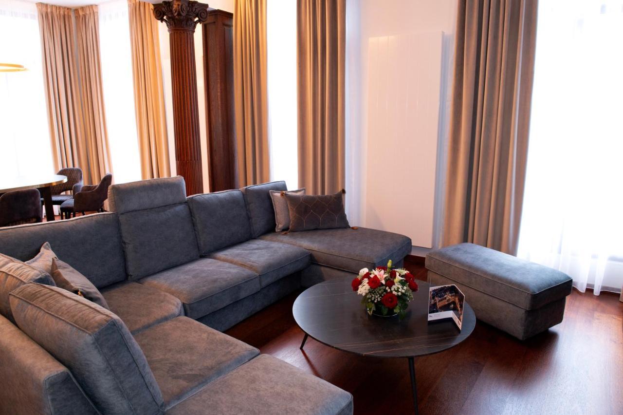 Botanique Suites Airbnb, Antwerpen Eksteriør bilde