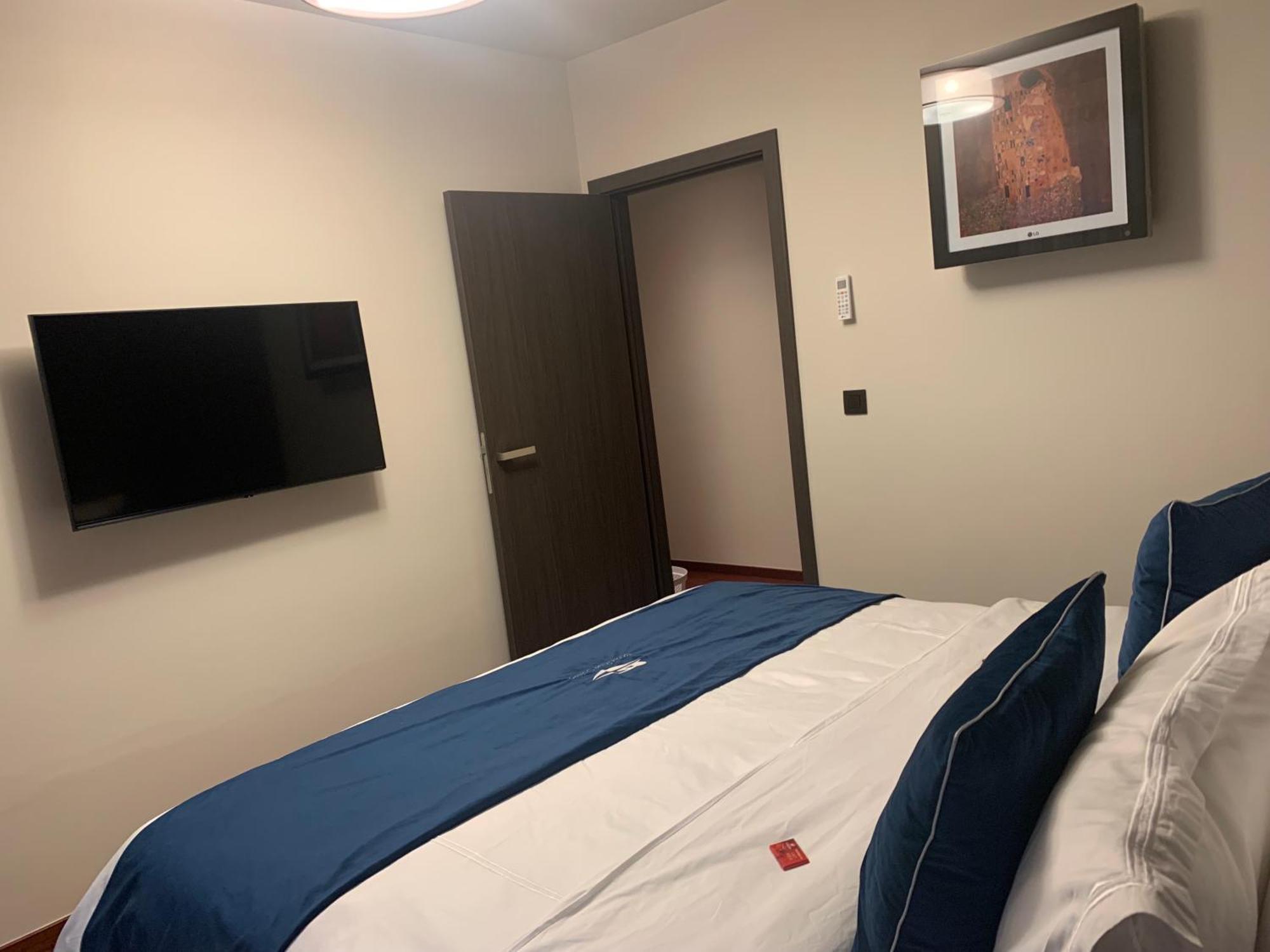 Botanique Suites Airbnb, Antwerpen Eksteriør bilde
