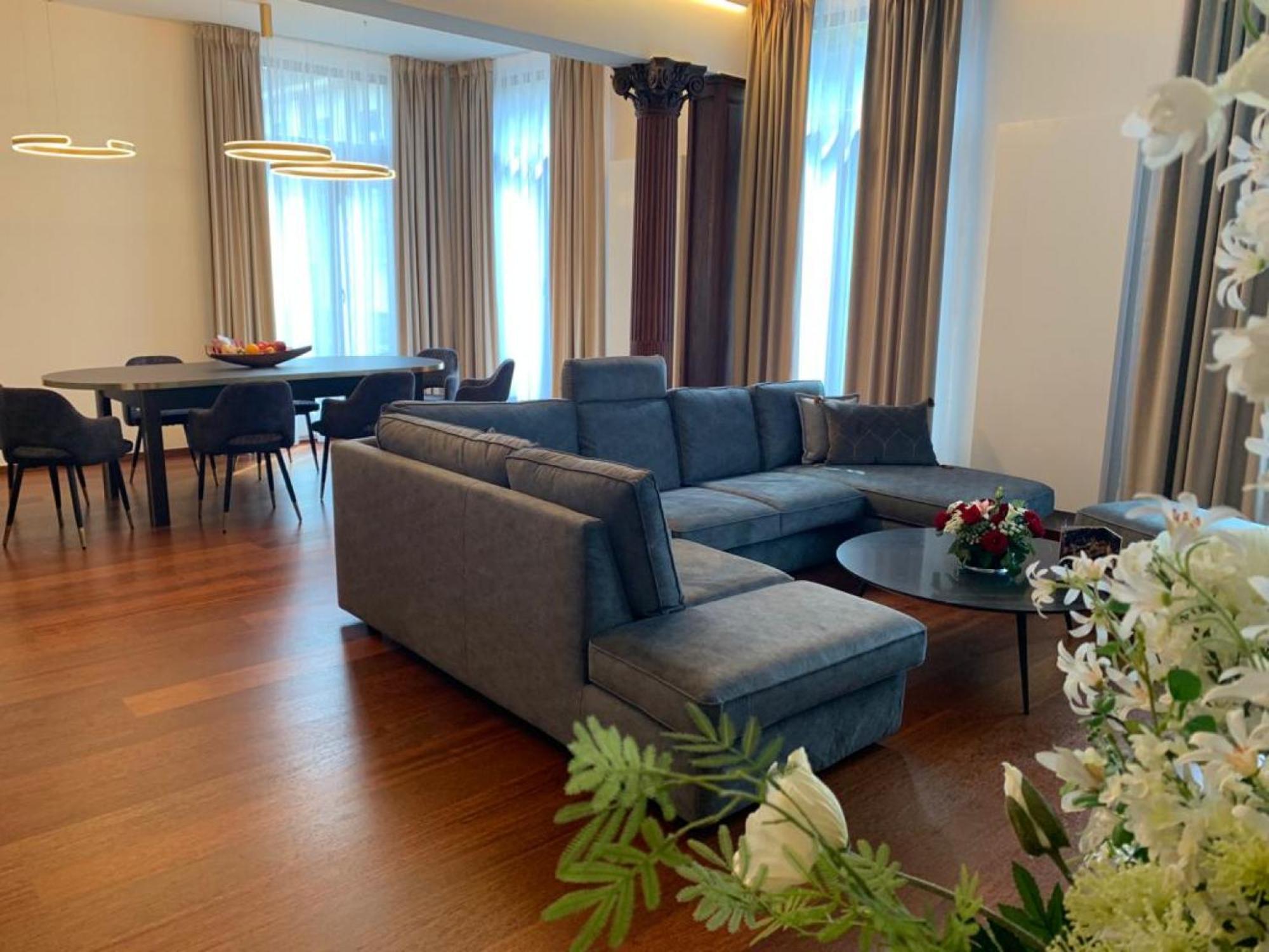 Botanique Suites Airbnb, Antwerpen Eksteriør bilde