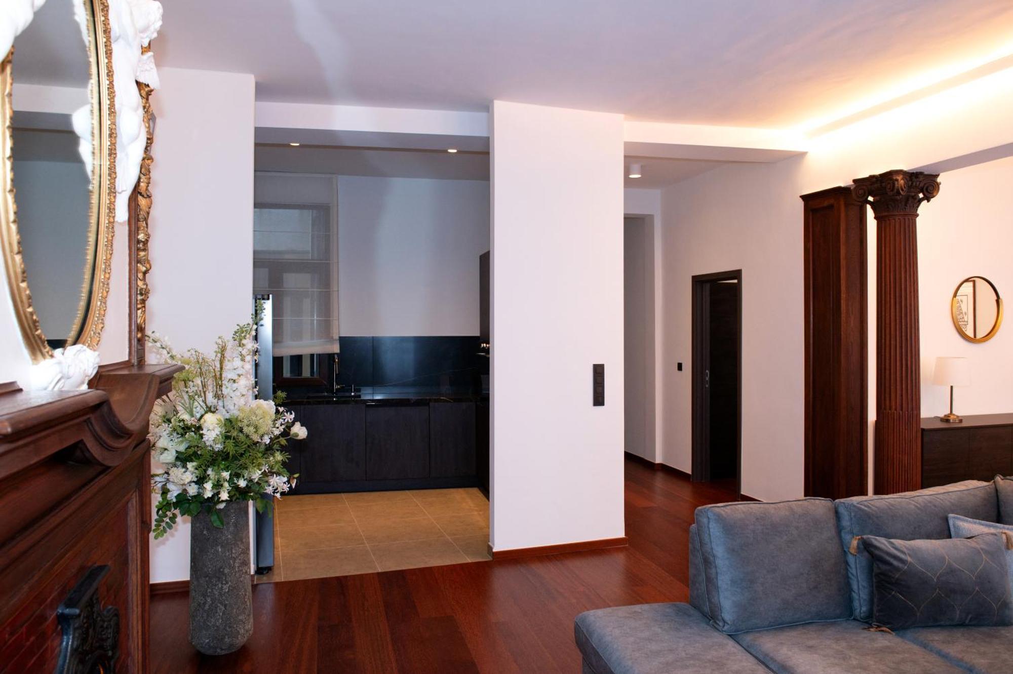 Botanique Suites Airbnb, Antwerpen Eksteriør bilde
