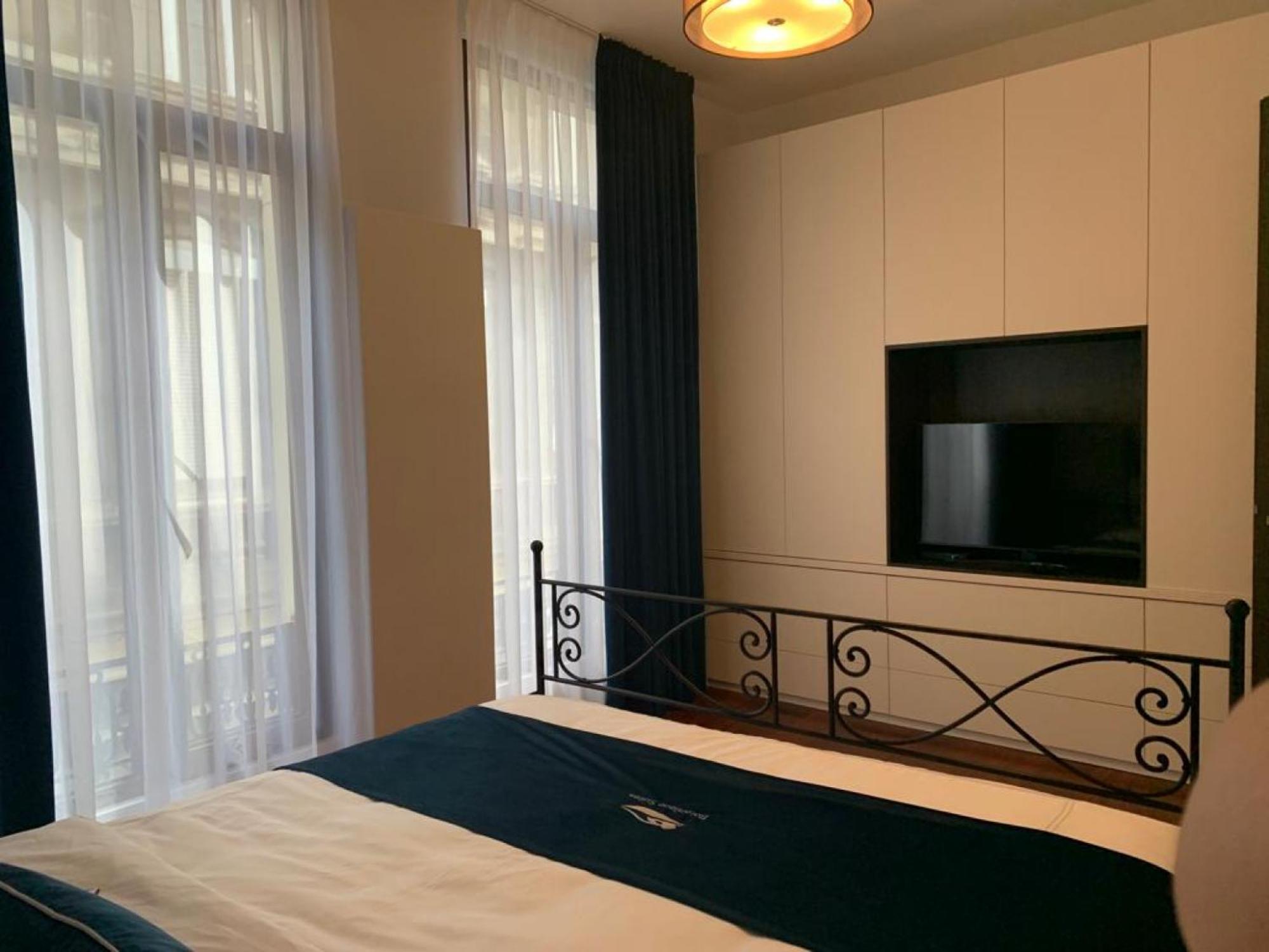 Botanique Suites Airbnb, Antwerpen Eksteriør bilde